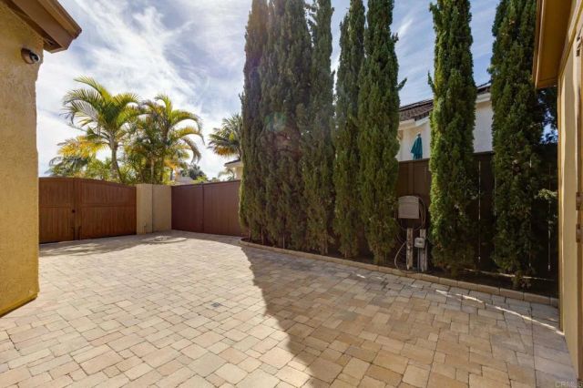 1025 Monterey Vista Way, Encinitas, CA 92024