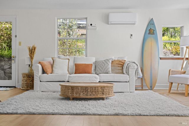 9500 El Camino Aly, Jenner, CA 95450