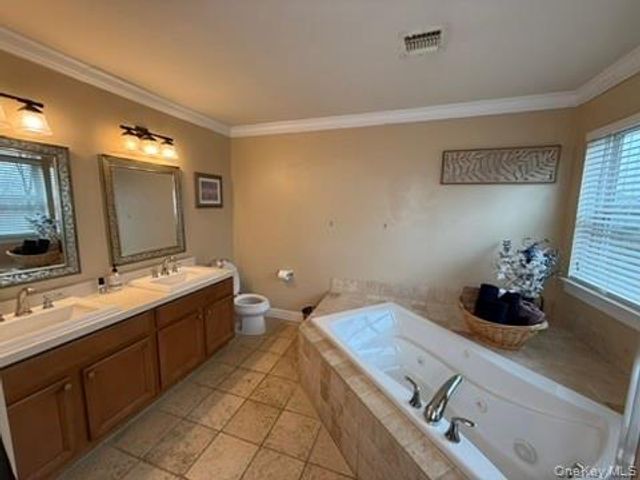 14 Bridle Court, Goshen, NY 10924