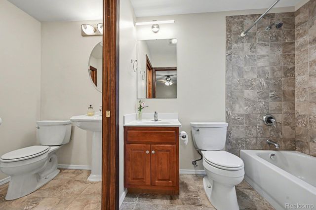 1516 Jewett Unit 1 & 2 Street Sw, Ann Arbor, MI 48104