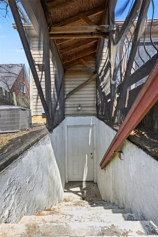 1516 Jewett Unit 1 & 2 Street Sw, Ann Arbor, MI 48104