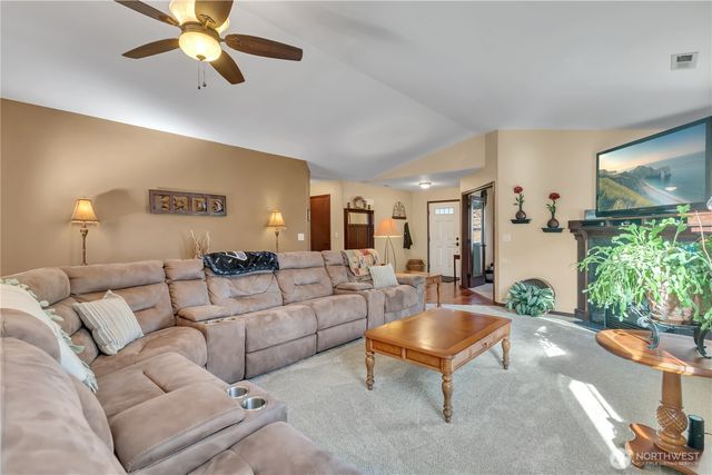 11426 178th Avenue Ct E, Bonney Lake, WA 98391