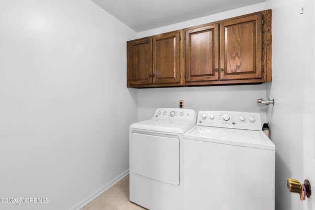 13 Mountain Ridge Drive, Cedar Grove, NJ 07009