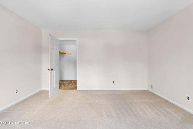 13 Mountain Ridge Drive, Cedar Grove, NJ 07009