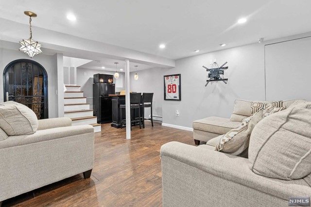 206 Mortimer Avenue, Rutherford, NJ 07070
