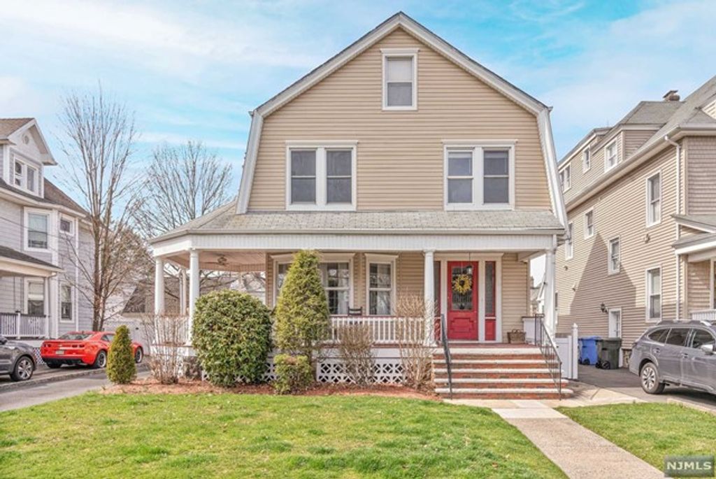 206 Mortimer Avenue, Rutherford, NJ 07070