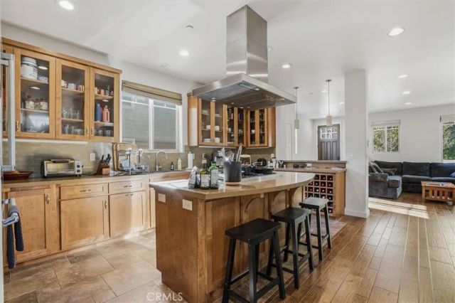 879 Islay, San Luis Obispo, CA 93401