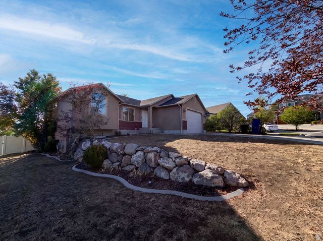 14273 S HEARTSTONE CIR, Herriman, UT 84096