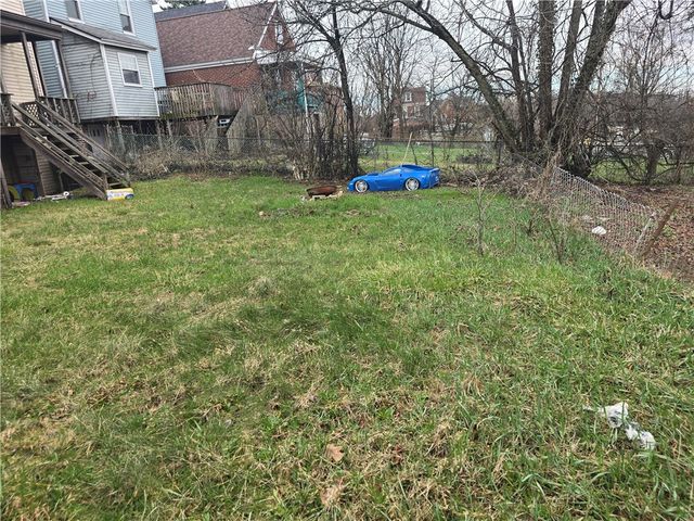 115-117 Peter Street, Duquesne, PA 15110