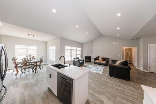 Lt1 Hillside LANE, Cedarburg, WI 53012