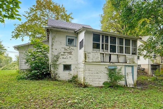 2054 17th Street SE, Canton, OH 44707