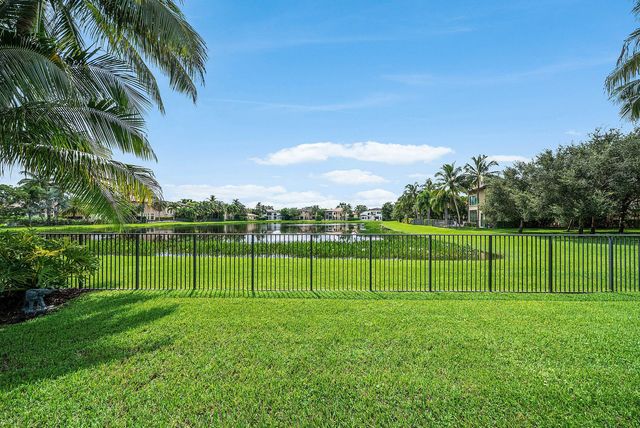 8478 HAWKS GULLY Avenue, Delray Beach, FL 33446