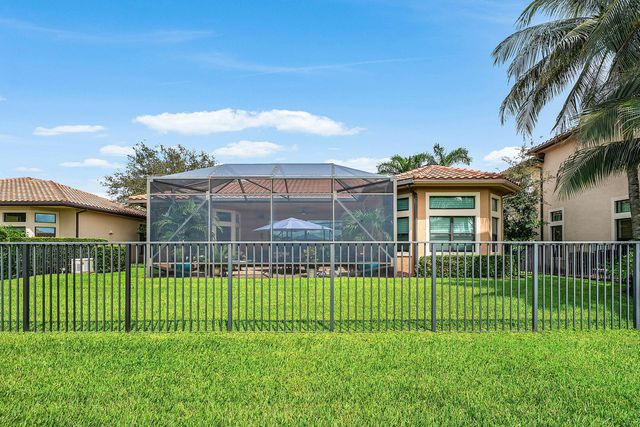 8478 HAWKS GULLY Avenue, Delray Beach, FL 33446