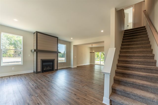 3331 Mill Lake Road, Lake Orion, MI 48360