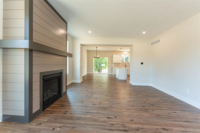 3331 Mill Lake Road, Lake Orion, MI 48360