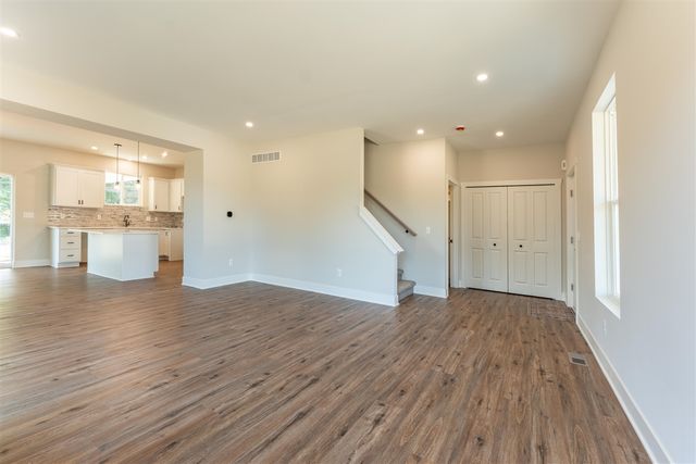 3331 Mill Lake Road, Lake Orion, MI 48360