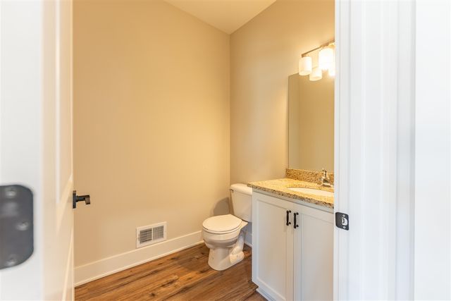 3331 Mill Lake Road, Lake Orion, MI 48360