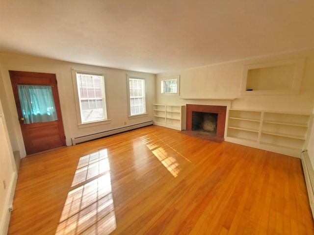 54 Linden Street, Brattleboro, VT 05301