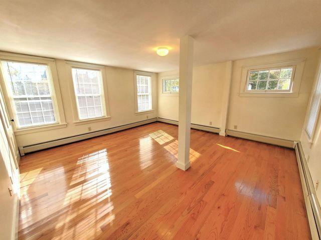 54 Linden Street, Brattleboro, VT 05301