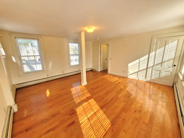 54 Linden Street, Brattleboro, VT 05301