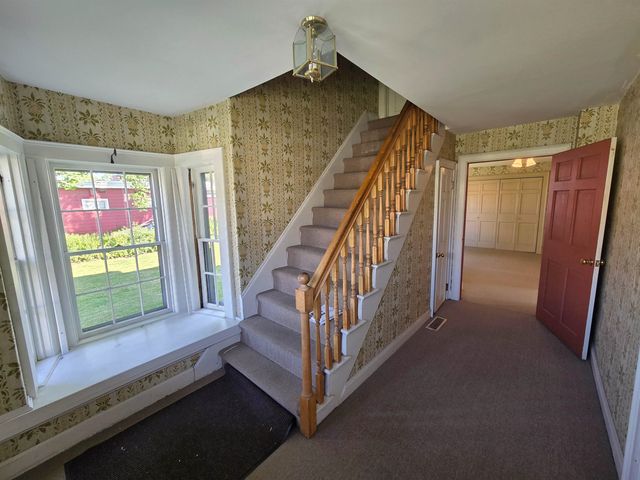 54 Linden Street, Brattleboro, VT 05301