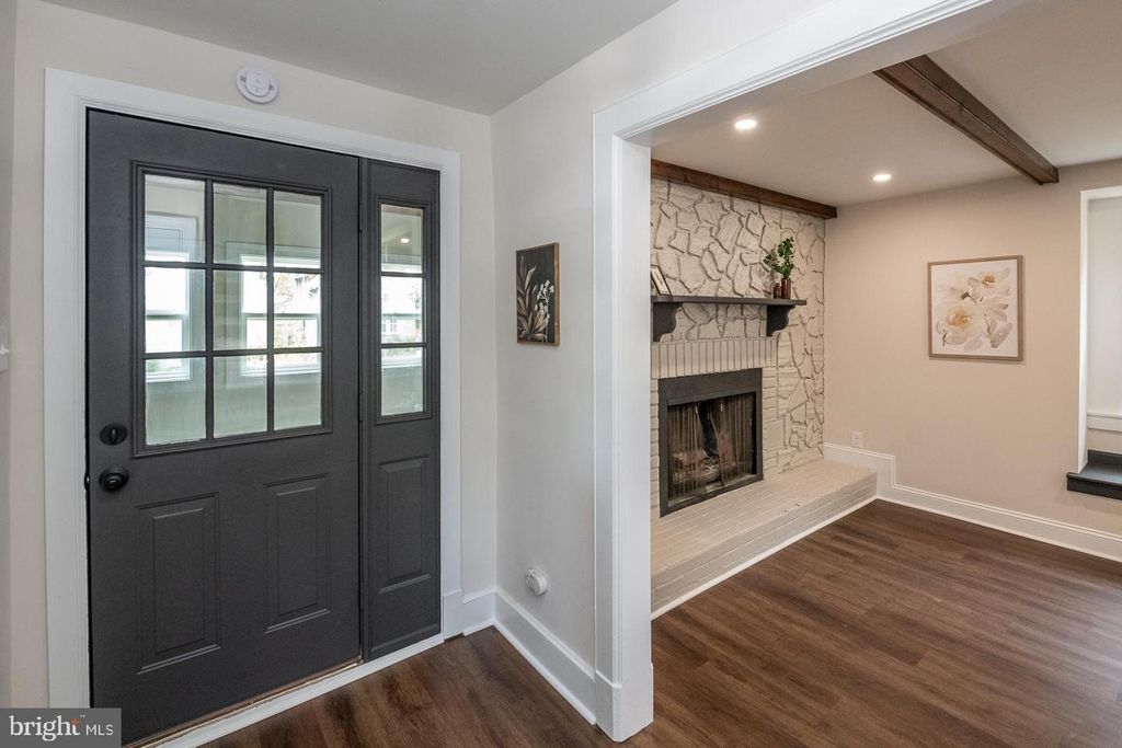 13 PARKWAY DRIVE, Coatesville, PA 19320