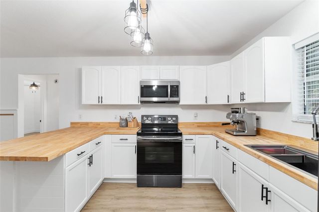 1301 SW 4TH AVENUE, Trenton, FL 32693