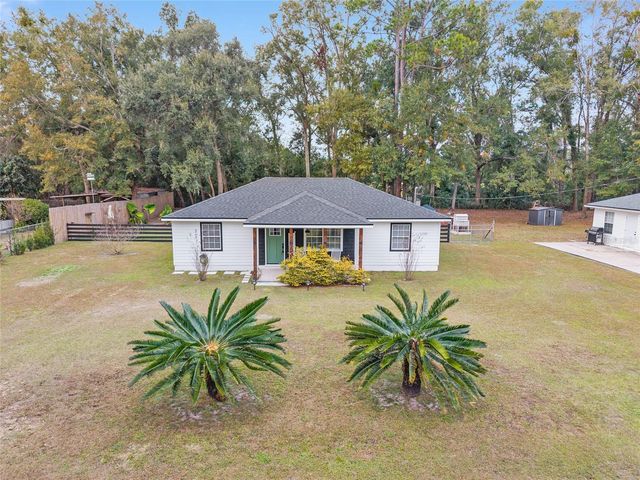 1301 SW 4TH AVENUE, Trenton, FL 32693