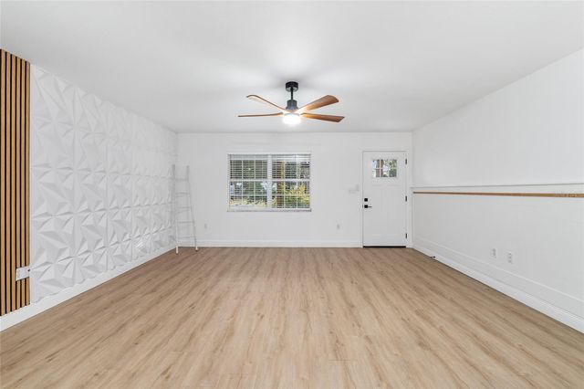 1301 SW 4TH AVENUE, Trenton, FL 32693