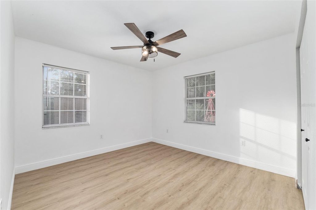 Image 23 of property listing at 1301 SW 4TH AVENUE, Trenton, FL 32693