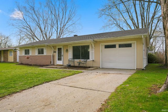 8220 Wyoming Pass, Fort Wayne, IN 46815