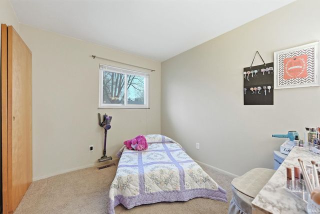 8220 Wyoming Pass, Fort Wayne, IN 46815