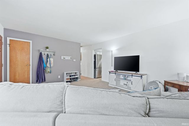 8220 Wyoming Pass, Fort Wayne, IN 46815