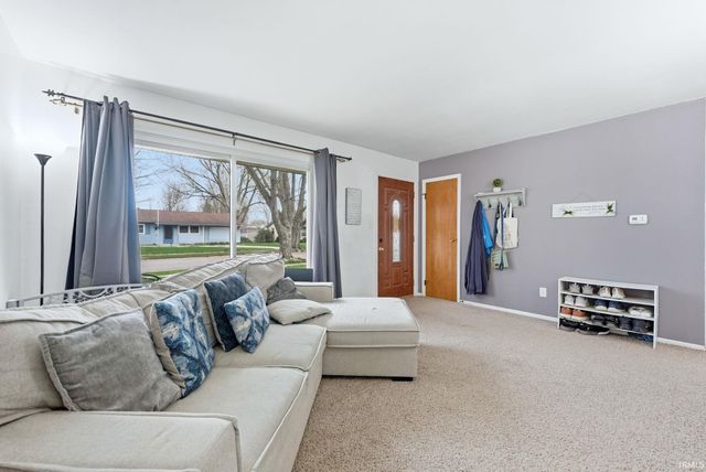 8220 Wyoming Pass, Fort Wayne, IN 46815