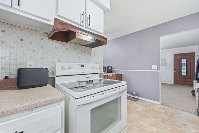 8220 Wyoming Pass, Fort Wayne, IN 46815