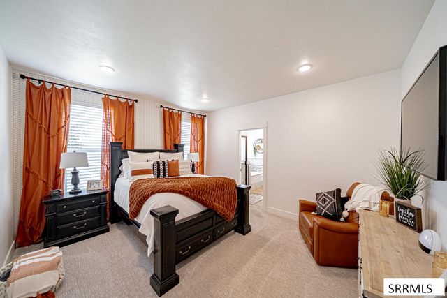 1462 N 805 E, Shelley, ID 83274