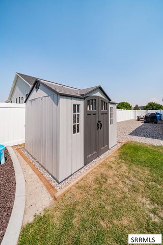 1462 N 805 E, Shelley, ID 83274