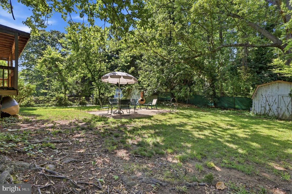 Image 46 of property listing at 735 WARREN DR, Annapolis, MD 21403
