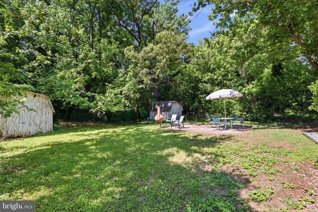 Image 50 of property listing at 735 WARREN DR, Annapolis, MD 21403