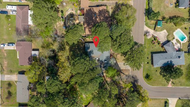 13 Iris Cir., Longview, TX 75601