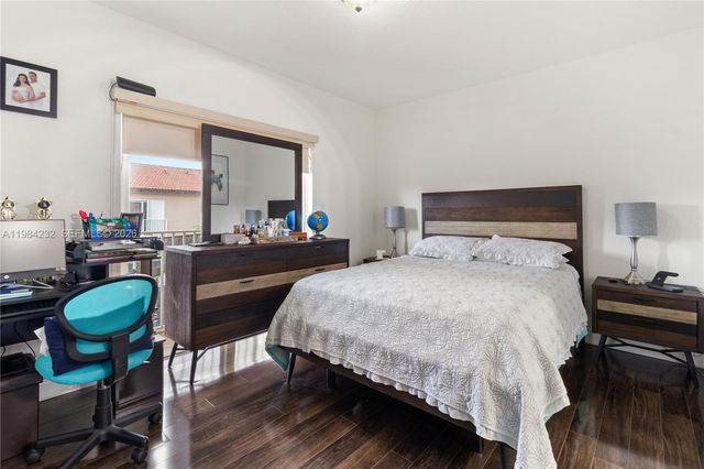 13758 SW 170th Ln, Miami, FL 33177