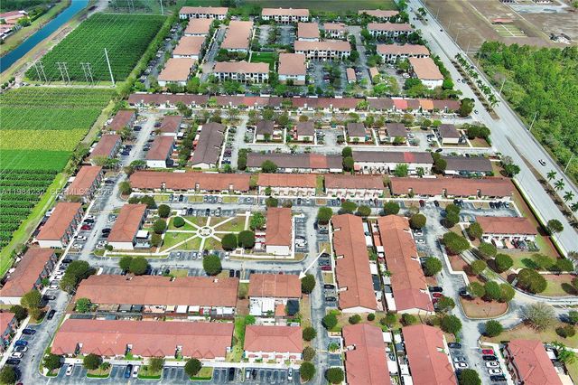 13758 SW 170th Ln, Miami, FL 33177