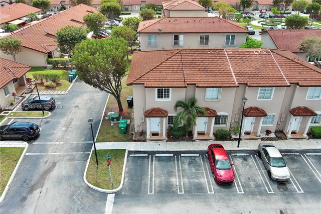 13758 SW 170th Ln, Miami, FL 33177