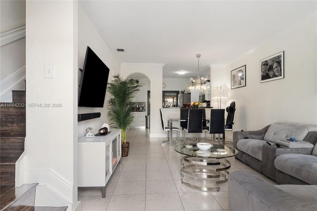 13758 SW 170th Ln, Miami, FL 33177