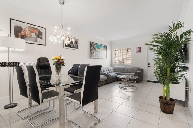 13758 SW 170th Ln, Miami, FL 33177