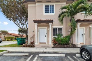 13758 SW 170th Ln, Miami, FL 33177