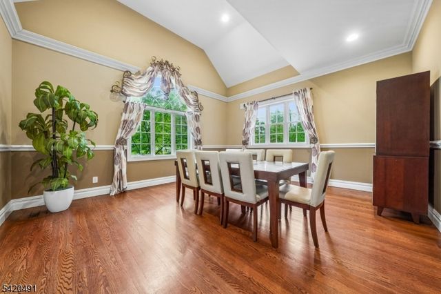 72 Hook Mountain Rd, Montville Twp., NJ 07045