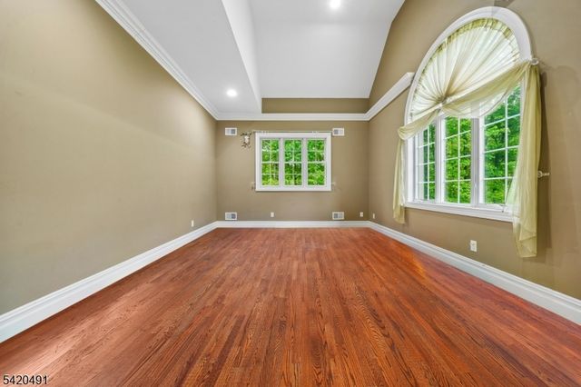 72 Hook Mountain Rd, Montville Twp., NJ 07045