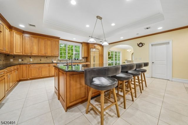 72 Hook Mountain Rd, Montville Twp., NJ 07045