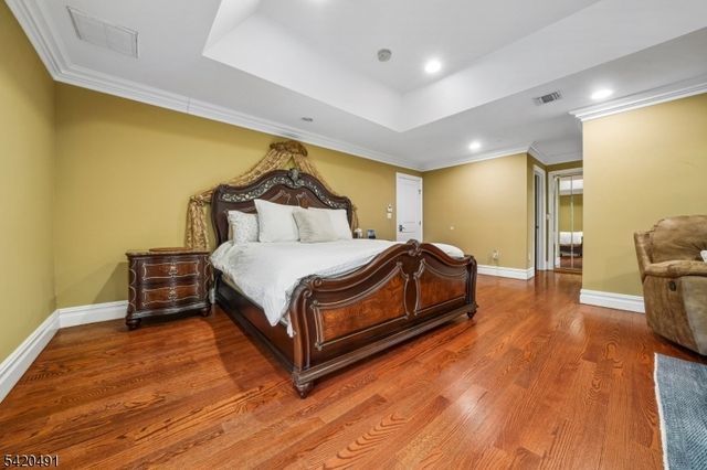 72 Hook Mountain Rd, Montville Twp., NJ 07045